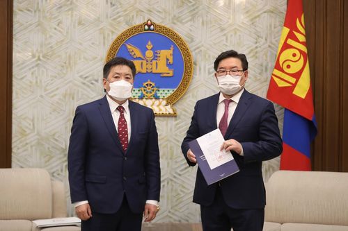 Мөнгөний бодлогын 2022 оны үндсэн чиглэлийн төслийг УИХ-д өргөн барилаа